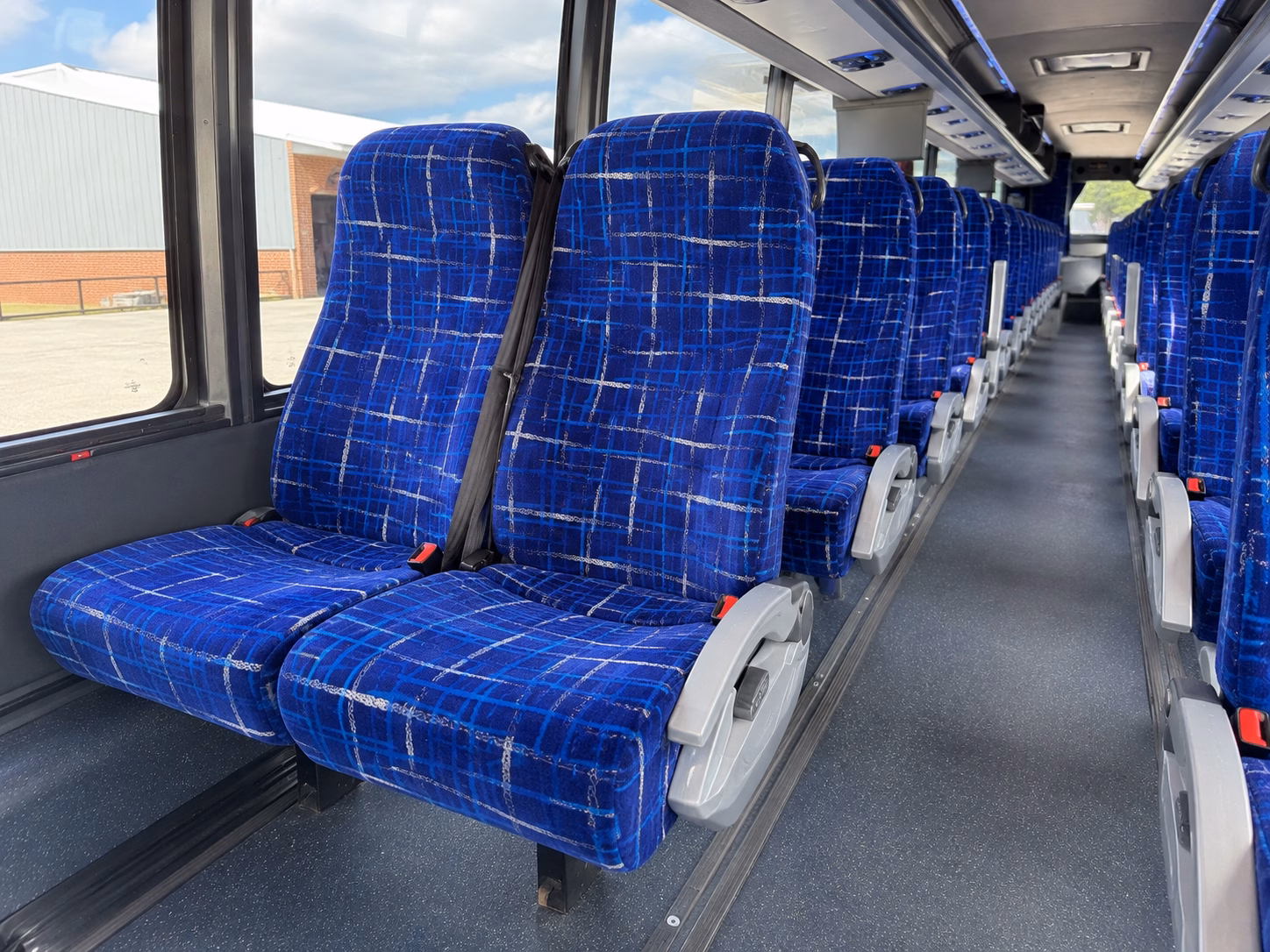 stocktoncharterbuscompany com connects you to charter buses for sacramento and bay area sports trips
