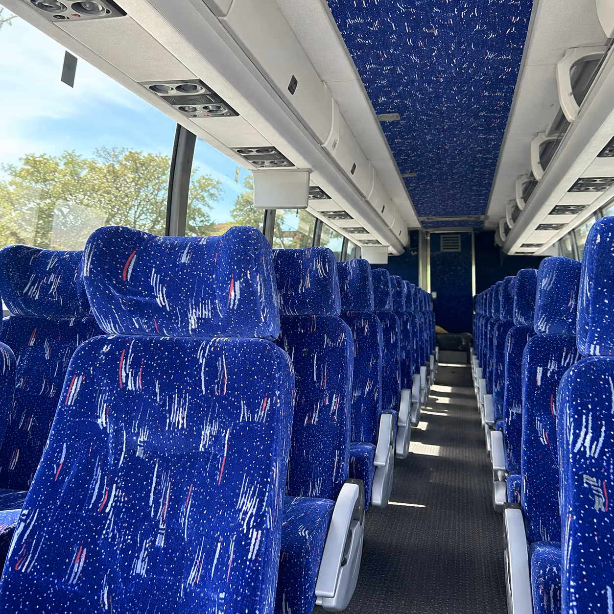 turlock charter bus